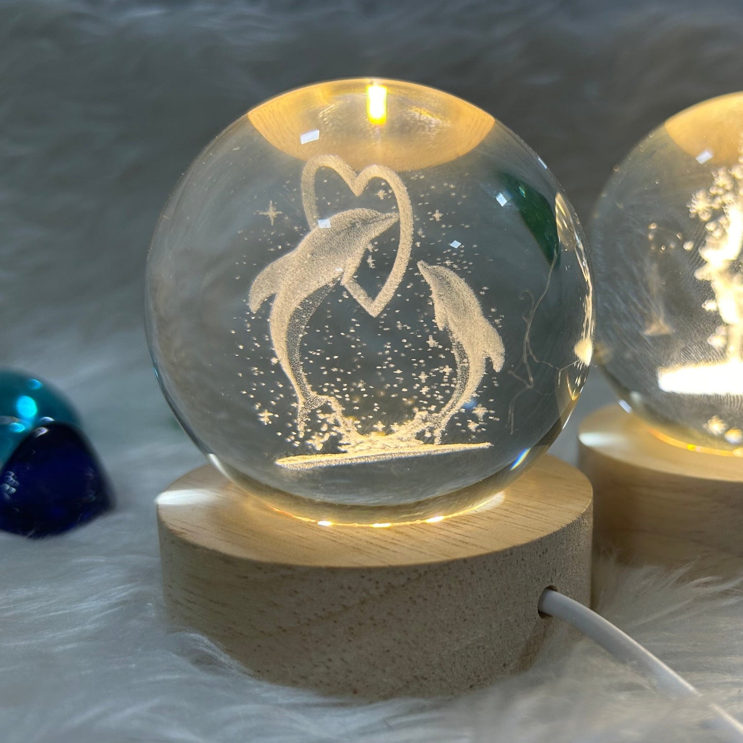 Lámpara de globo de nieve de amor con luz nocturna de delfines de pareja personalizada 