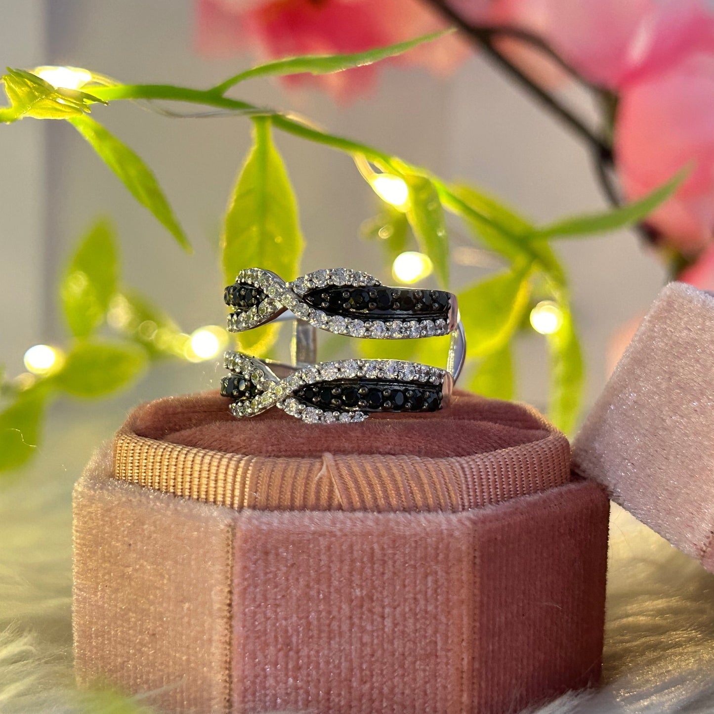 Art Deco Ringverstärkung aus schwarzem Onyx und Moissanit - Verlobungsringschutz für Frauen