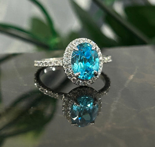 Aquamarin Halo Diamant Ehering