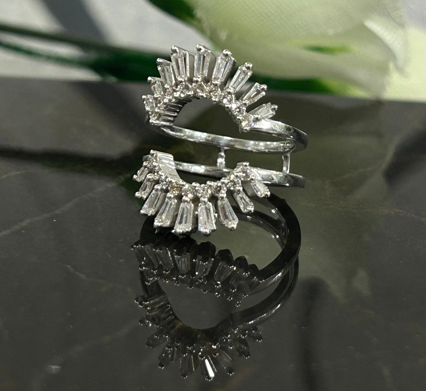 Anillo de boda potenciador de anillo Sunburst 