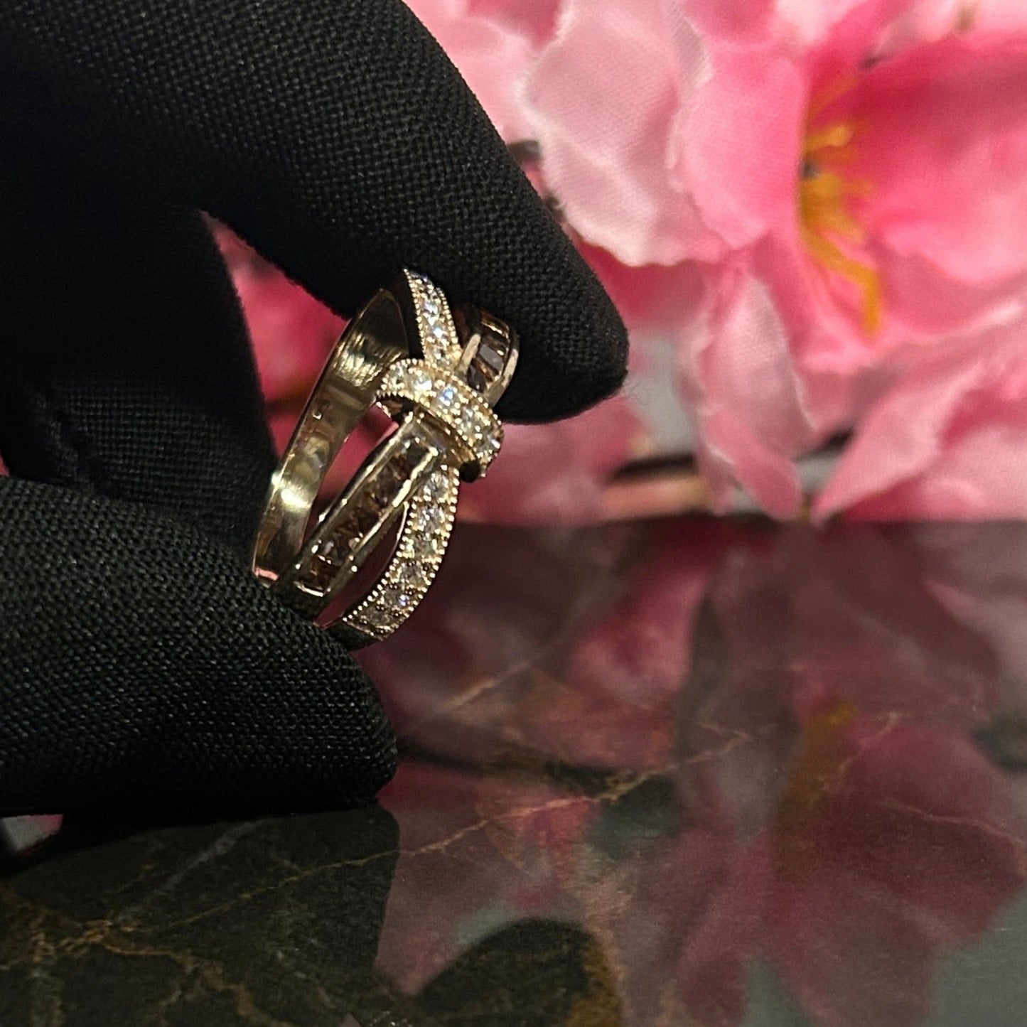 Ring mit natürlichem Champagner-Diamant im Prinzessschliff