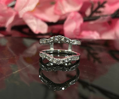 Envoltura potenciadora de anillo de bodas de diamantes 